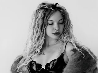 hot webcamslut ElleBlair