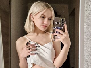 shaved pussy cam EllieBraddy