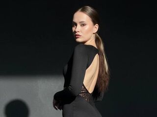 jasmin cam whore EmilyGiffin