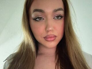 hot cam girl masturbating with dildo EmilyMiller