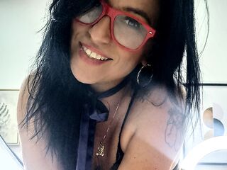 sex webcam chatroom EmliySuaz