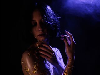 camslut spreading pussy EmmaDarkly