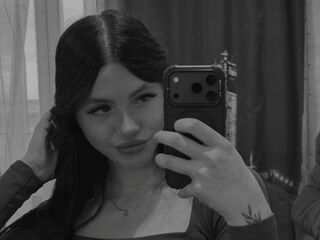 camwhore spreading pussy ErnaBeuter
