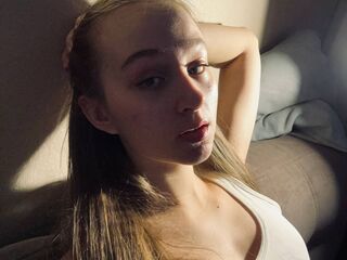 shaved pussy cam EunaSantamaria