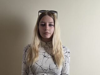 camgirl chat room EvelynReynaga