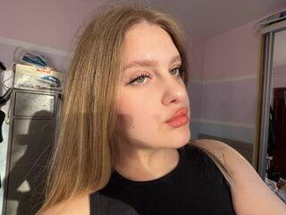 camwhore masturbating with sextoy GraceHollis