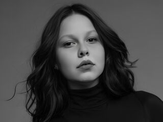 webcamgirl GuinevereGranby