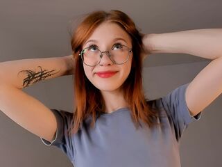 naked camgirl GwendolynBodge