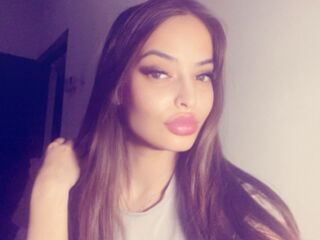 naughty cam girl masturbating Heerra