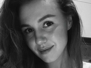 cam girl chatroom JanieceZarco