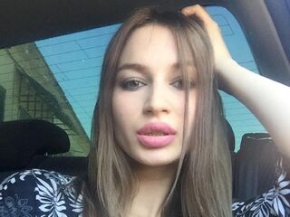camgirl playing with dildo JesBerry