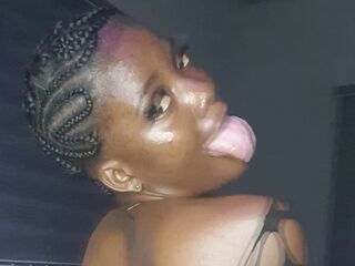 naked girl with webcam masturbating with dildo JessyJohn
