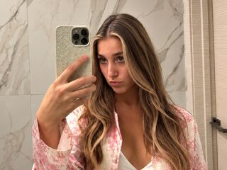 naked girl with webcam fingering pussy JohnieBritton