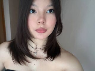 webcam striptease JulienneCharters