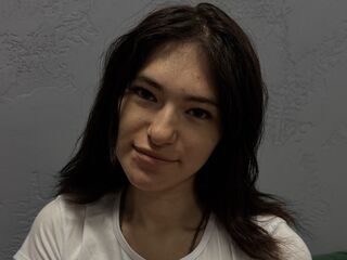 camgirl showing pussy KarolinaMimi