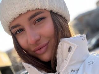 camgirl spreading pussy KateLoft