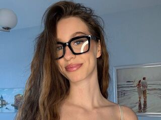nude webcam girl KatrinLov