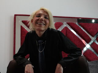 live chatroom KloeSwings