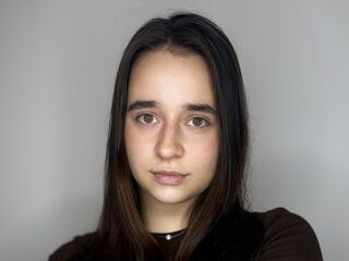 hot webcam photo KristanKhiev