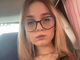 hot video chat KristenMooren