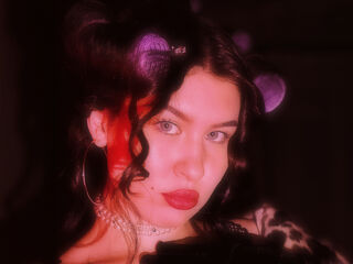 strip tease show LarondaSuitt