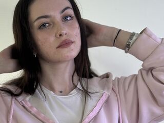 naked camgirl picture LatishaKilmartin