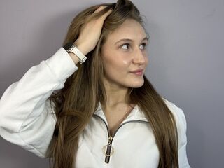 camgirl fingering wet pussy LatrinaBrounson