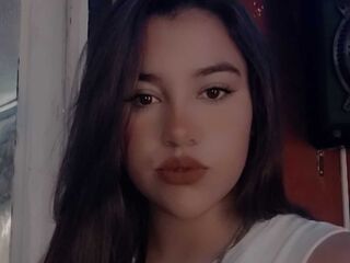 sexy webcamgirl pic LauWillson