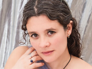 naked webcamgirl LiaVerduska