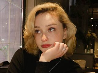 camgirl chat room LilithYongi