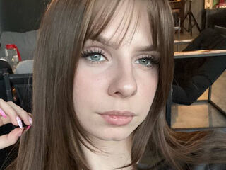 girl webcam show LoiseHarington