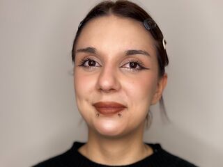 naked cam chatroom LoniFessel