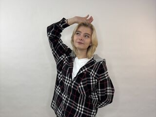 camgirl photo LorieYancy