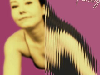 girl webcamsex LucyLevatto