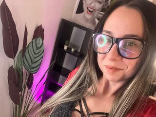 adultcam LyannaAna