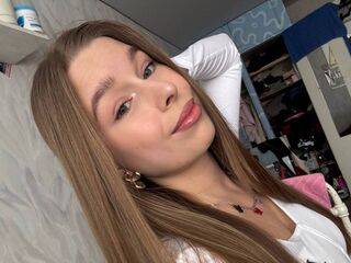 naughty cam girl masturbating LynnDiaz