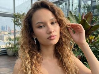 free live webcam chat MaliaUcci
