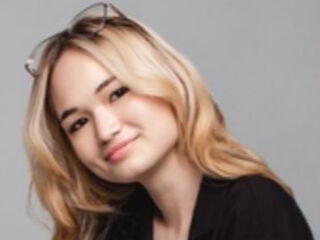 camgirl fingering pussy MalissaBickett