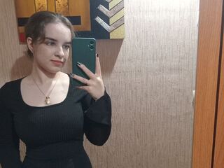 topless cam girl MariBronte