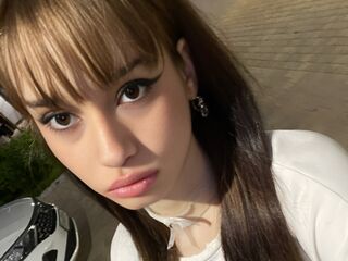 nude webcam girl photo MariaVong
