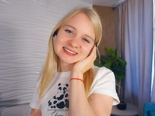 camwhore fingering pussy MathildaHultz