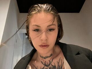 striptease cam MattieScott