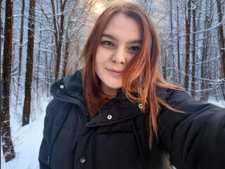 shaved pussy webcam MeganTodd