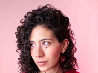 naked webcam girl fingering MelisaLust