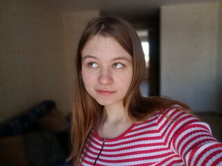 beautiful girl MerciaBiddy