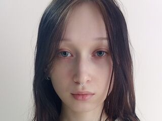 masturbating webcamgirl MestyBrooks