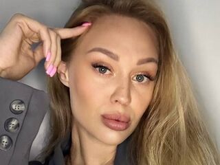 hot cam girl masturbating with sextoy MiaGracey