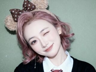 beautiful camgirl MiaJohanssons