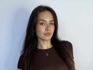 masturbating webcamgirl MikaelaRotz