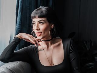 fingering MilaRomannof
